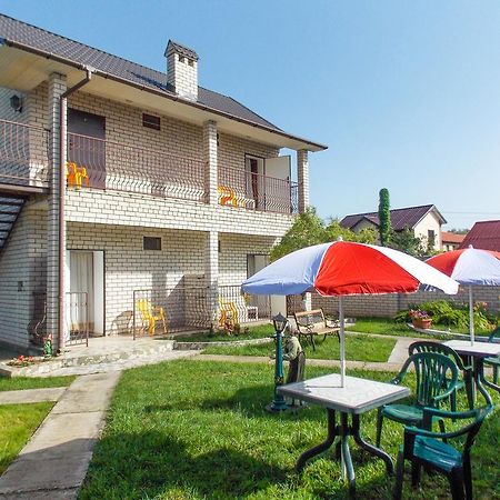Akunamatata - Мини Отель Satoka Exterior foto